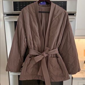 ALO Yoga Quilted Taupe Robe Jacket with Tie Belt